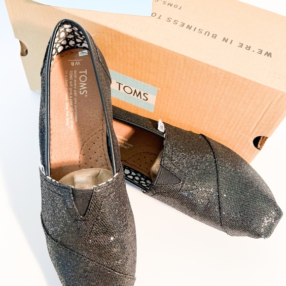 Tom’s Black Sequin Shoes - Picture 4 of 6